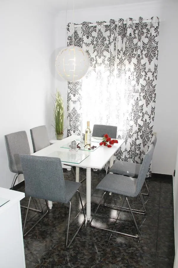 Shiny Per Family Apartment Malaga