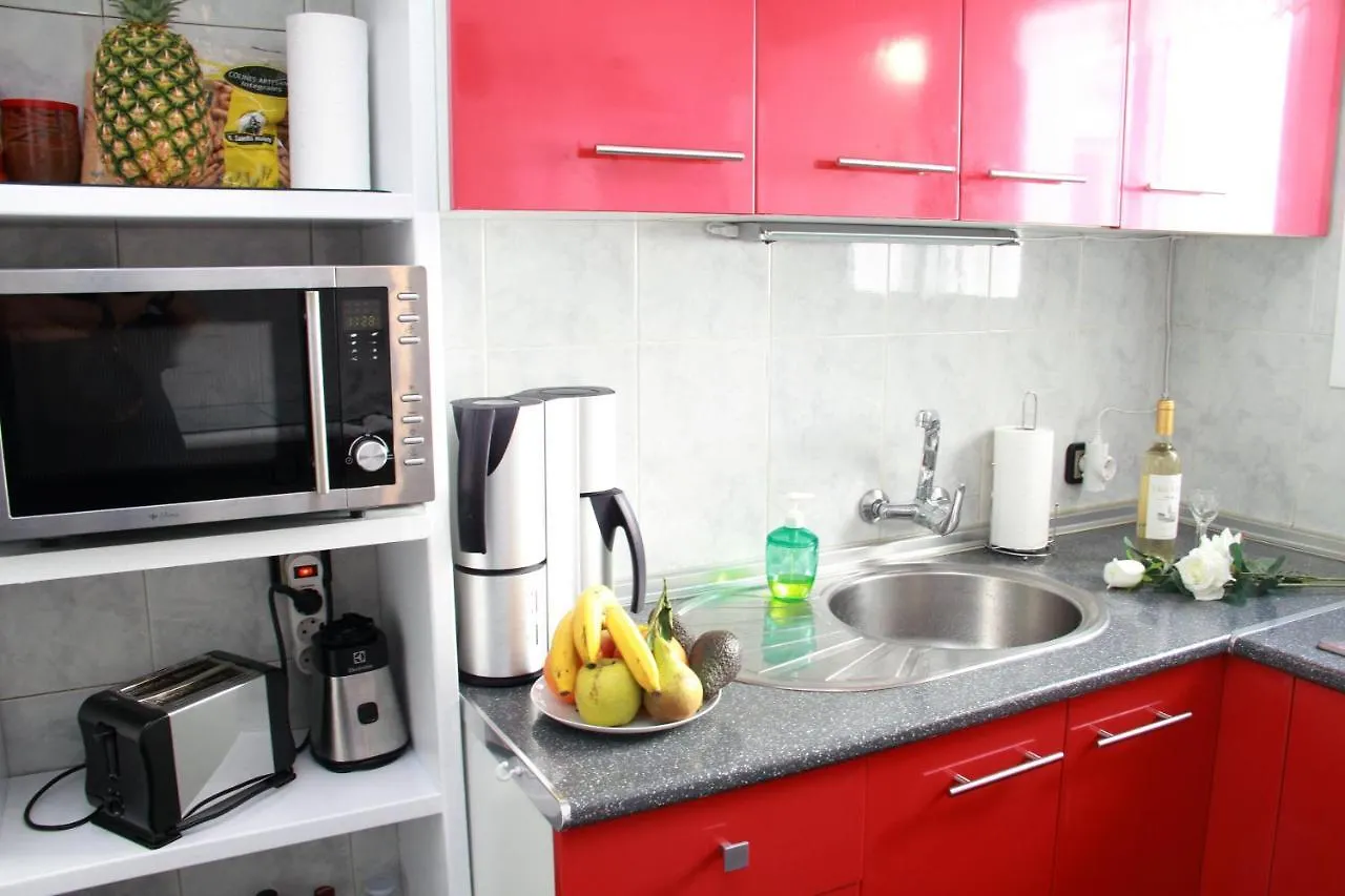 Shiny Per Family Apartment 말라가
